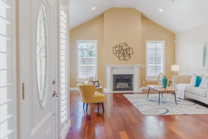 221 W Rincon Avenue, Campbell, California 95008