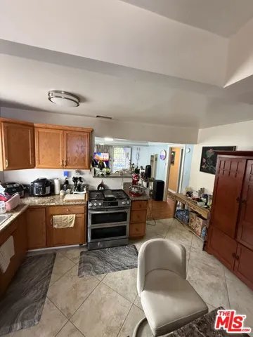 167 W 94th Street, Los Angeles, California 90003