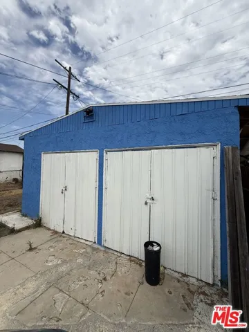 167 W 94th Street, Los Angeles, California 90003