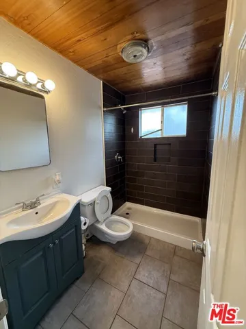 42995 Sunset Drive, Big Bear, California 92315