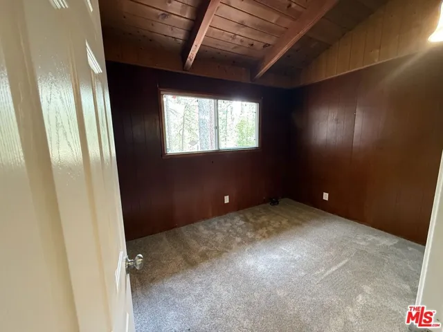 42995 Sunset Drive, Big Bear, California 92315