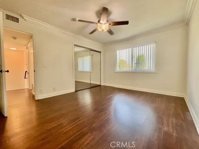 2558 Orange Avenue C, Costa Mesa, California 92627
