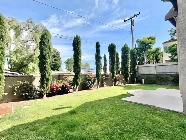 2558 Orange Avenue C, Costa Mesa, California 92627