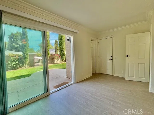 2558 Orange Avenue C, Costa Mesa, California 92627