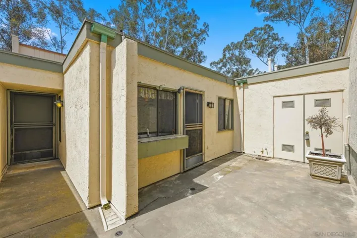10217 Caminito Covewood, San Diego, California 92131