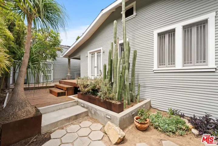 1843 Lucile Avenue, Los Angeles, California 90026