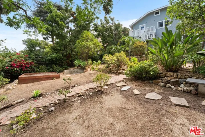 1843 Lucile Avenue, Los Angeles, California 90026