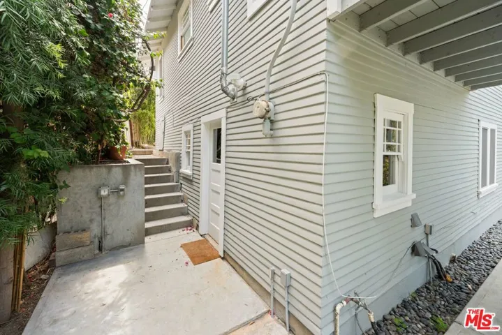 1843 Lucile Avenue, Los Angeles, California 90026