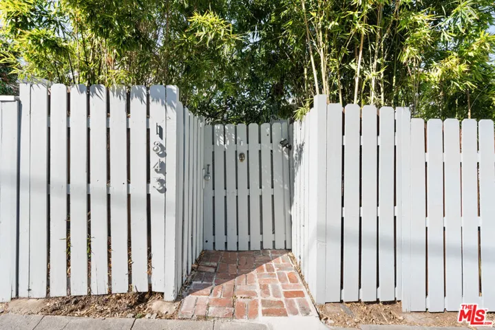 1843 Lucile Avenue, Los Angeles, California 90026
