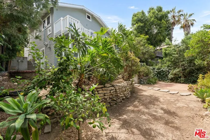 1843 Lucile Avenue, Los Angeles, California 90026