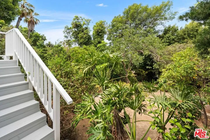 1843 Lucile Avenue, Los Angeles, California 90026