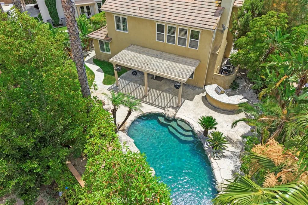 Make 19 a DONE DEAL! 5 beds, 4 full baths, guest suite downsturs, 3500 square feet at end of cul de sac. Make 19 a DONE DEAL! 5 beds, 4 full baths, guest suite downsturs, 3500 square feet at end of cul de sac.