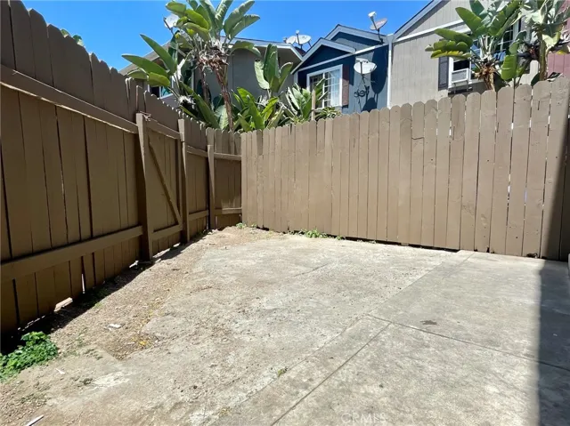 1985 Pomona Avenue M, Costa Mesa, California 92627