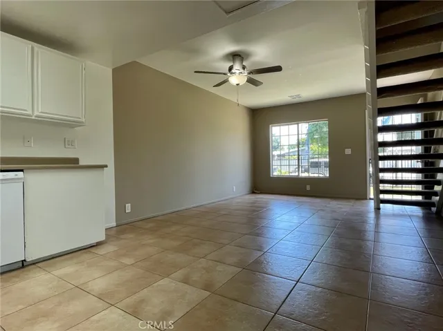 1985 Pomona Avenue M, Costa Mesa, California 92627