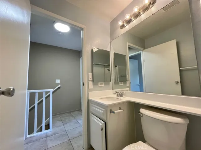 1985 Pomona Avenue M, Costa Mesa, California 92627