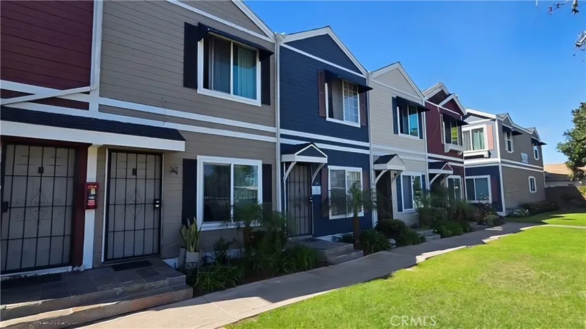 1985 Pomona Avenue M, Costa Mesa, California 92627