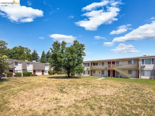 1955 Grande Cir, Fairfield, California 94533