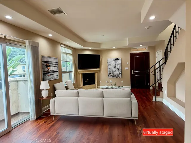11323 Huston 1, North Hollywood, California 91601