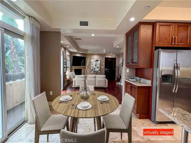 11323 Huston 1, North Hollywood, California 91601