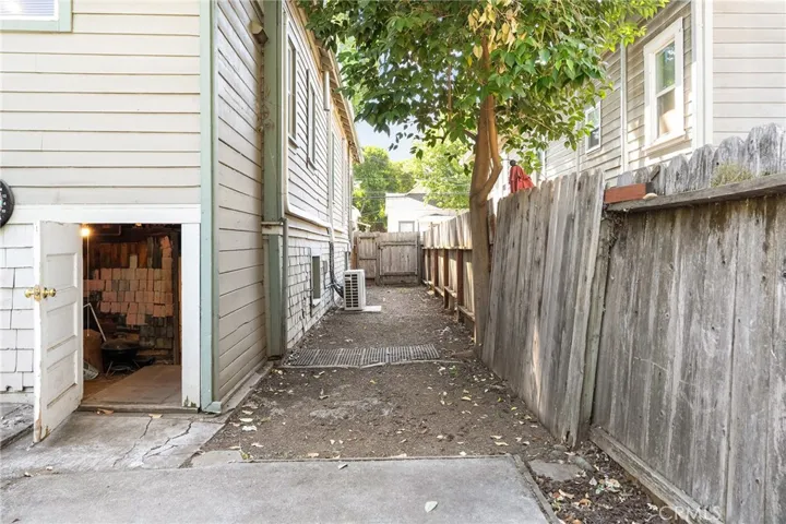 414 W 6th Street, Chico, California 95928
