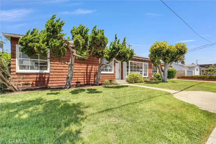 7861 19th Street, Westminster, California 92683
