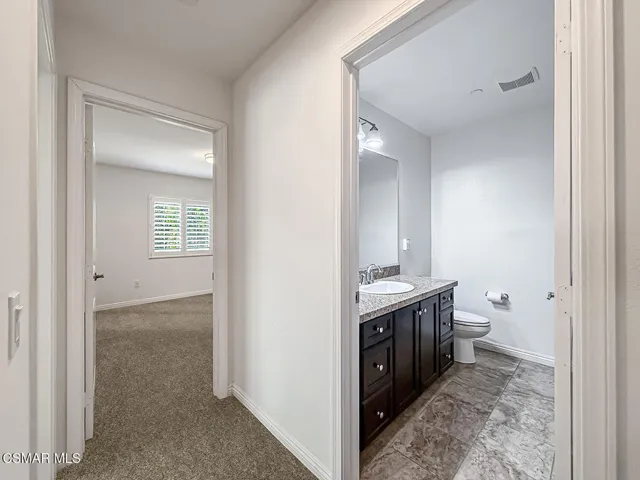 fLaundry and Hall Bath2