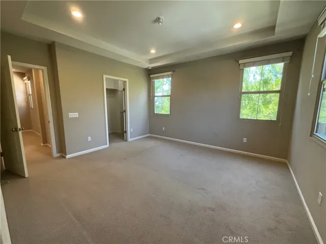 180 Outwest, Irvine, California 92618