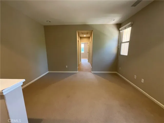 180 Outwest, Irvine, California 92618