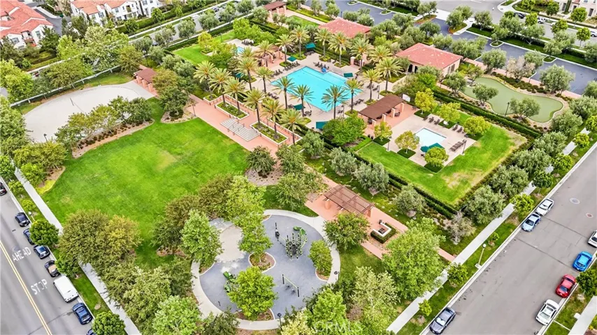 180 Outwest, Irvine, California 92618