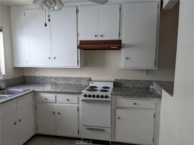 20415 Anza Avenue, Torrance, California 90503