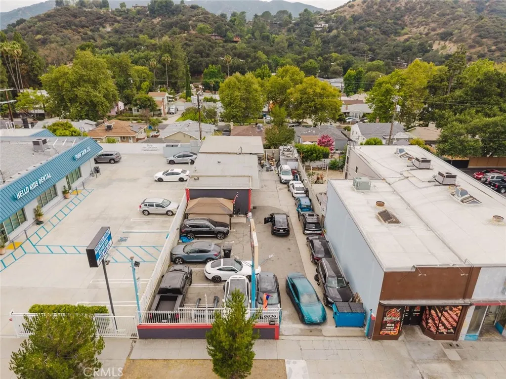6636 Foothill Blvd