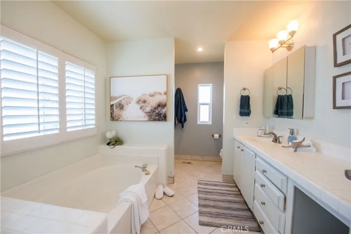2275 W. 25th 12, San Pedro, California 90732