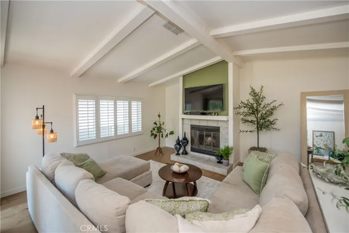 2275 W. 25th 12, San Pedro, California 90732