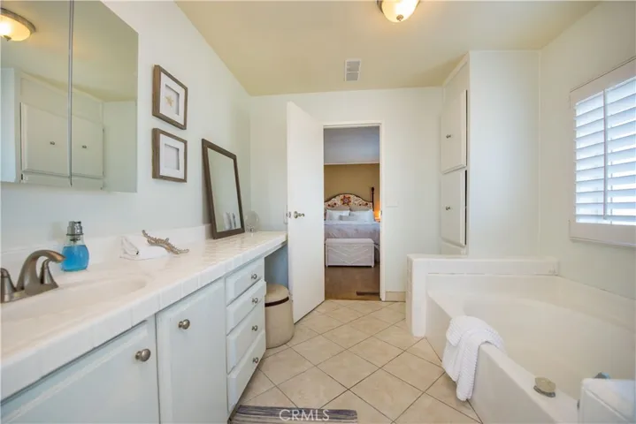 2275 W. 25th 12, San Pedro, California 90732