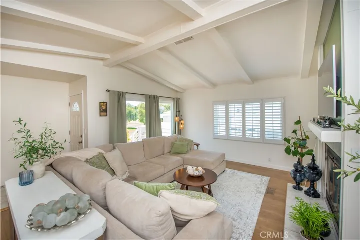 2275 W. 25th 12, San Pedro, California 90732
