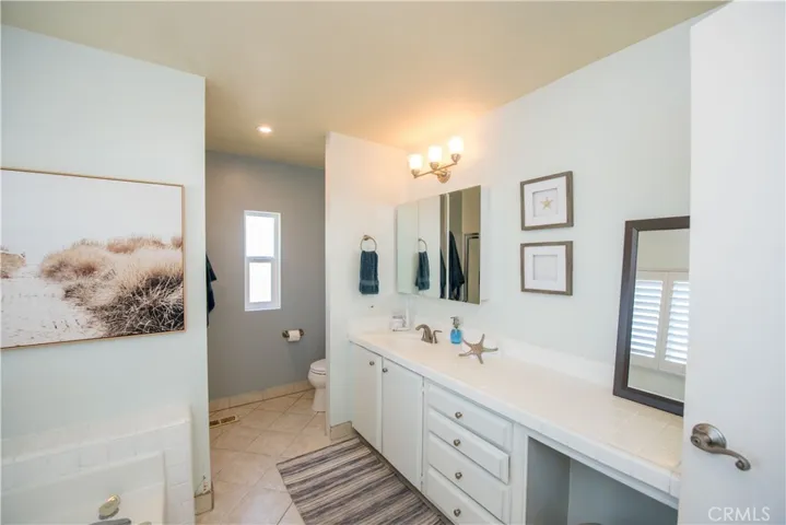 2275 W. 25th 12, San Pedro, California 90732