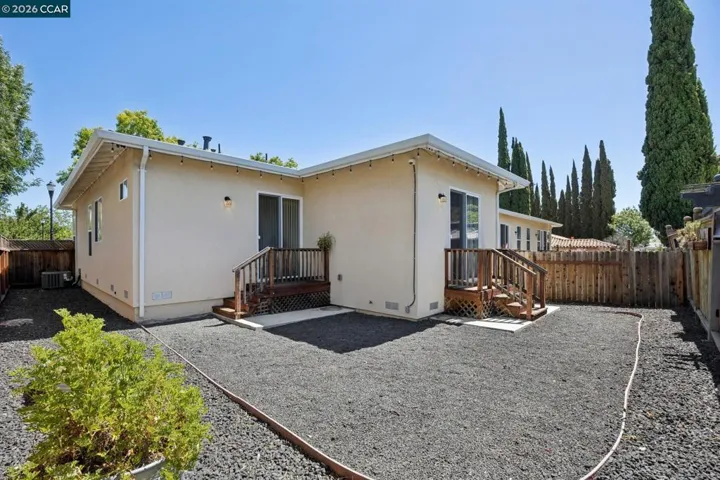 108 Redondo Dr, Pittsburg, California 94565-4649