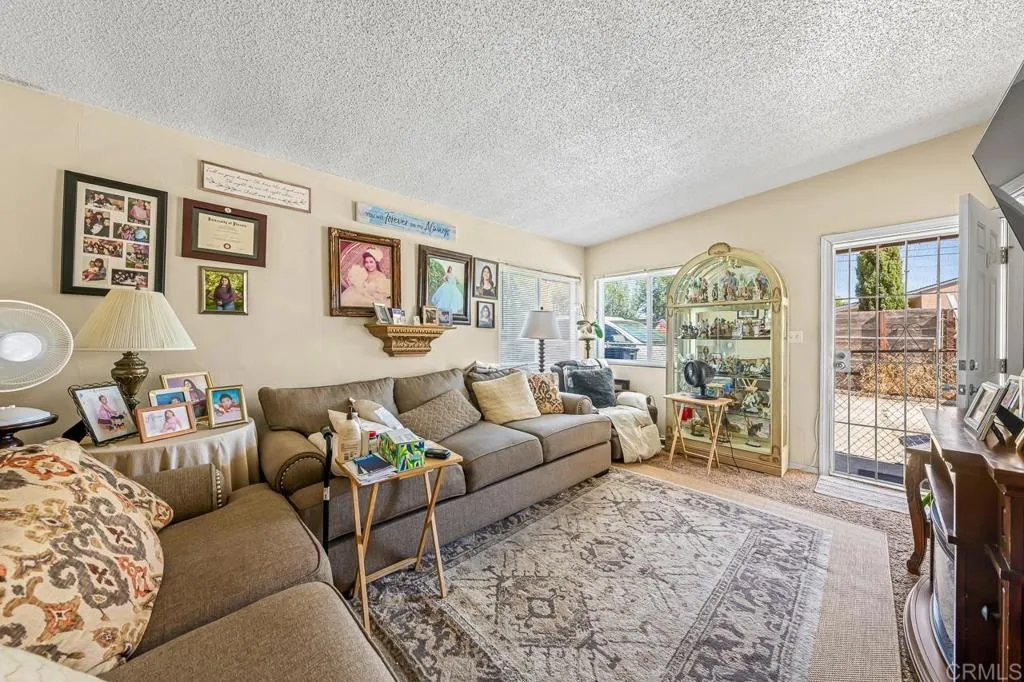 1254 56 1st Avenue, Chula Vista, California 91911 — photo 5