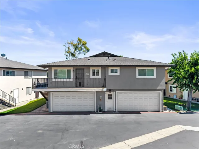 16637 Arbor C20d, Huntington Beach, California 92647