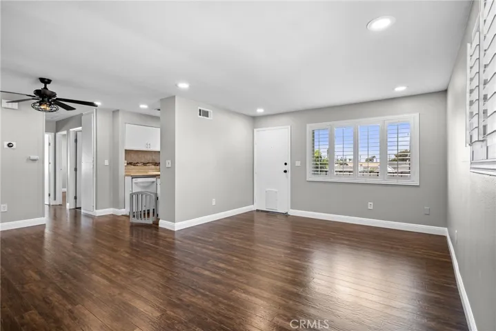 16637 Arbor C20d, Huntington Beach, California 92647