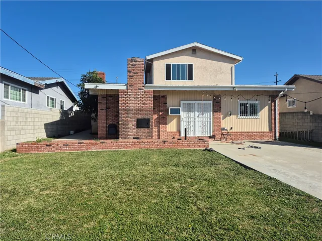 12621 S Hoover S, Los Angeles, California 90044