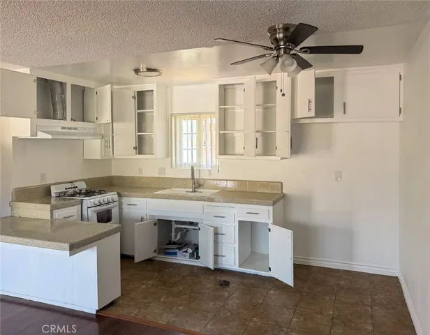 316 N Alameda, Azusa, California 91702