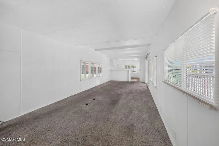 Living room, dinging room
