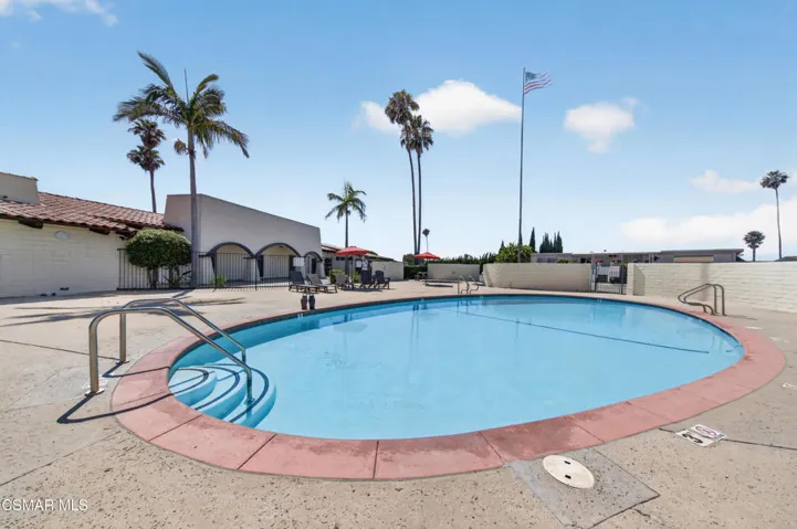CommunityPool2