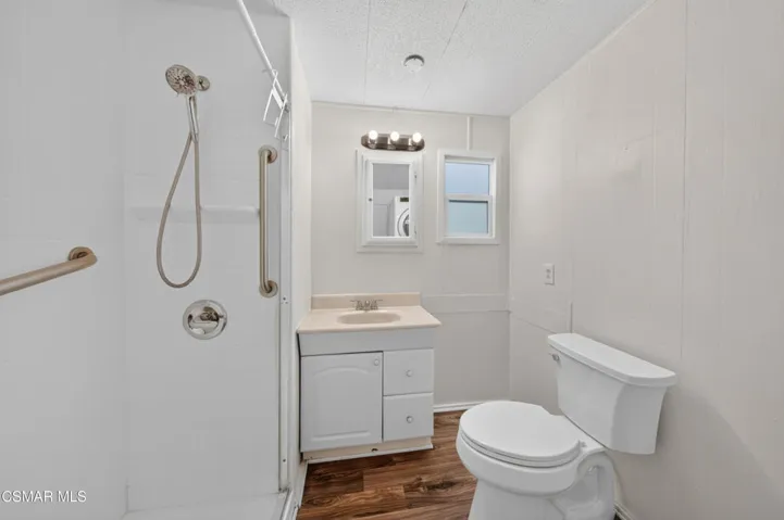 Bathroom1