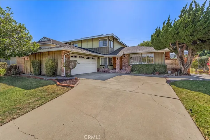 2737 Fragancia Avenue, Hacienda Heights, California 91745