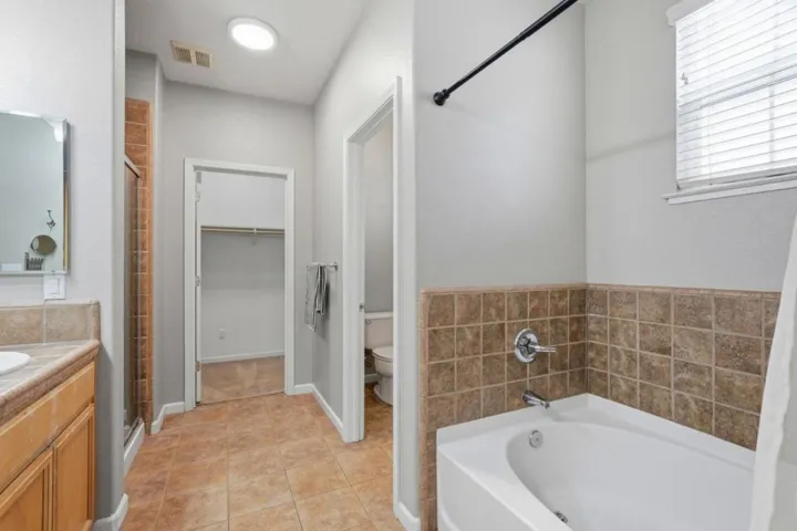 2206 Golden Crest, San Jose, California 95125