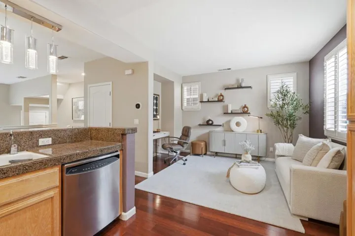 2206 Golden Crest, San Jose, California 95125