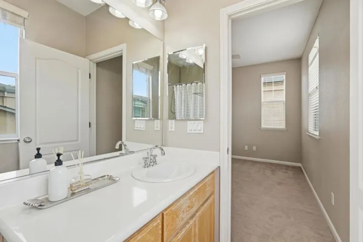 2206 Golden Crest, San Jose, California 95125