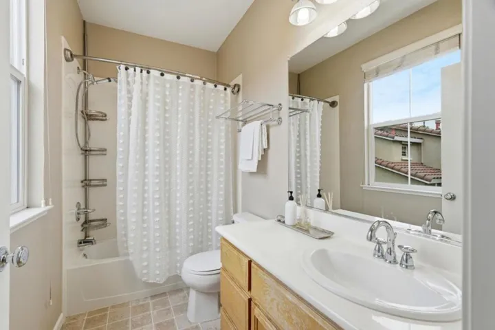 2206 Golden Crest, San Jose, California 95125